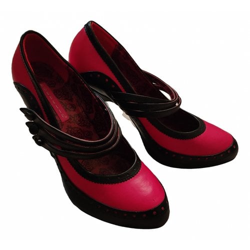 Pre-owned Bordelle Vegan Leather Heels In Red
