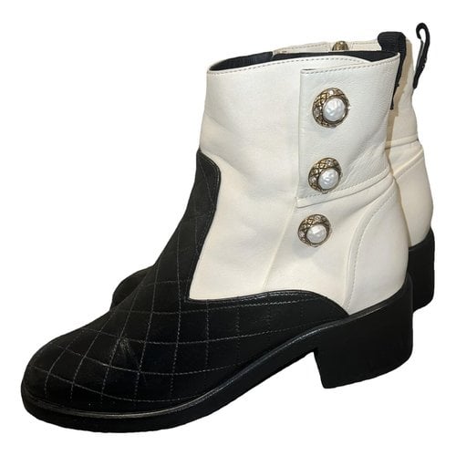 Pre-owned Chanel Leather Ankle Boots In Other