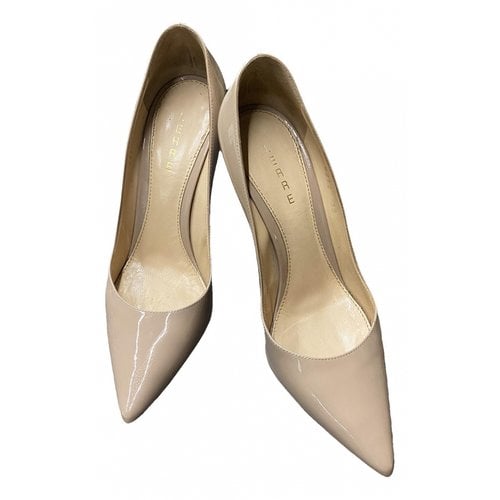 Pre-owned Lerre Patent Leather Heels In Beige