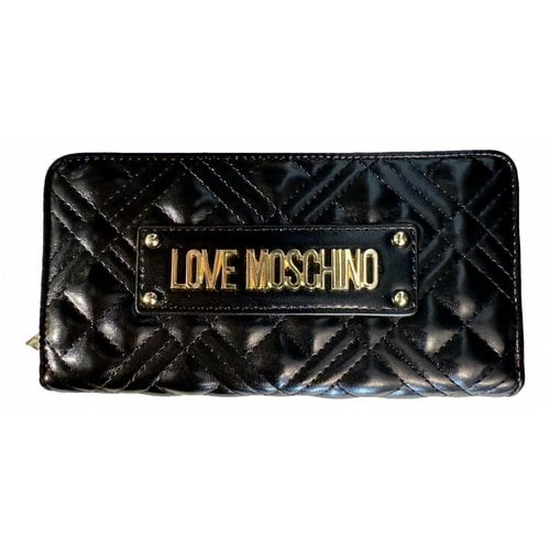 Pre-owned Moschino Love Vegan Leather Wallet In Black