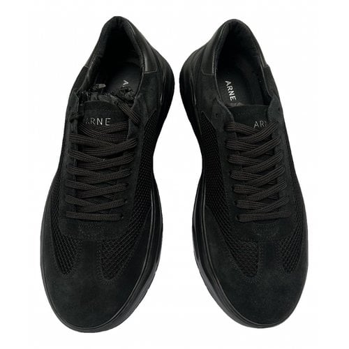 Pre-owned Arne Leather Low Trainers In Black