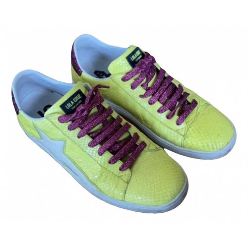 Pre-owned Lola Cruz Glitter Trainers In Yellow