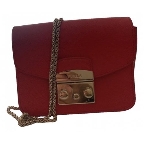 Pre-owned Furla Metropolis Leather Bag In Red