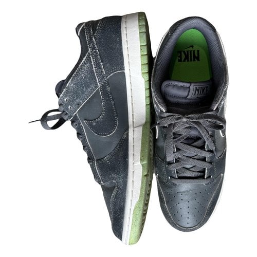 Pre-owned Nike Sb Dunk Low Leather Low Trainers In Grey