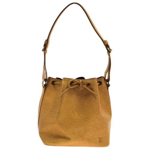 Pre-owned Louis Vuitton Petit Noé Trunk Handbag In Yellow