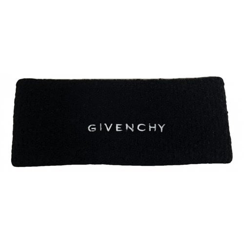 Pre-owned Givenchy Hair Accessory In Black