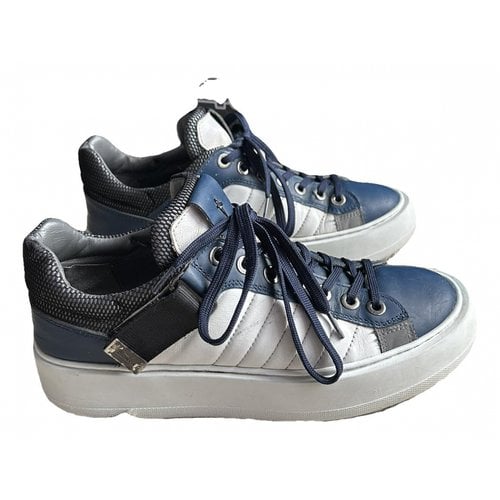 Pre-owned Cesare Paciotti Leather Low Trainers In Blue