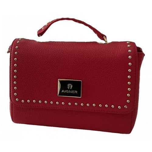 Pre-owned Aigner Leather Crossbody Bag In Red