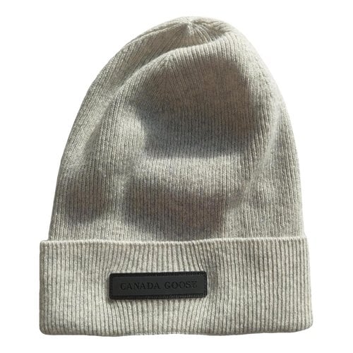 Pre-owned Canada Goose Cashmere Beanie In Grey