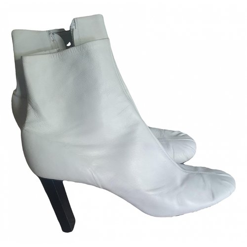 Pre-owned Joseph Leather Boots In White