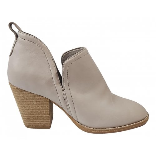 Pre-owned Jeffrey Campbell Leather Western Boots In Beige