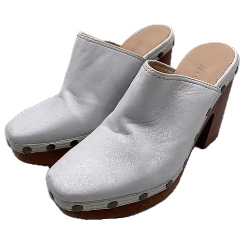 Pre-owned Jacquemus Les Sabots Leather Mules & Clogs In White