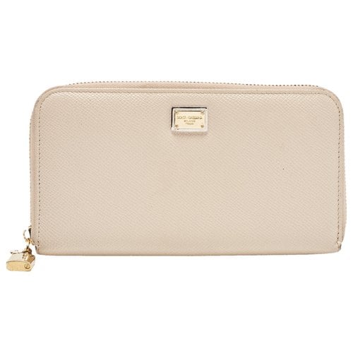 Pre-owned Dolce & Gabbana Leather Wallet In Beige