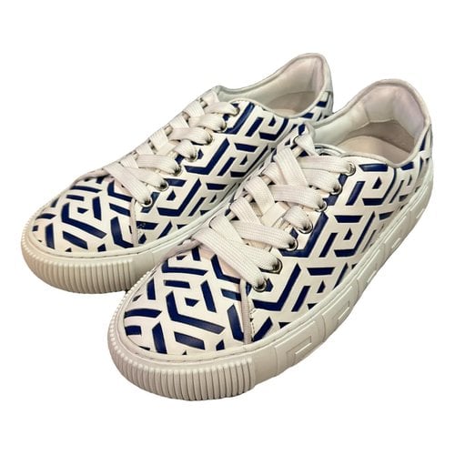 Pre-owned Versace Leather Trainers In Blue
