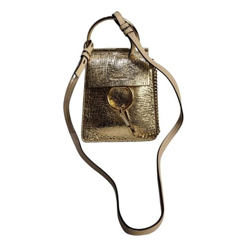 Pre-owned Chloé Faye Leather Crossbody Bag In Gold