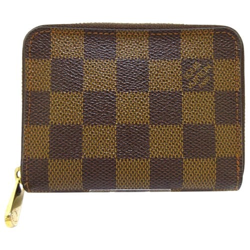 Pre-owned Louis Vuitton Zippy Purse In Brown