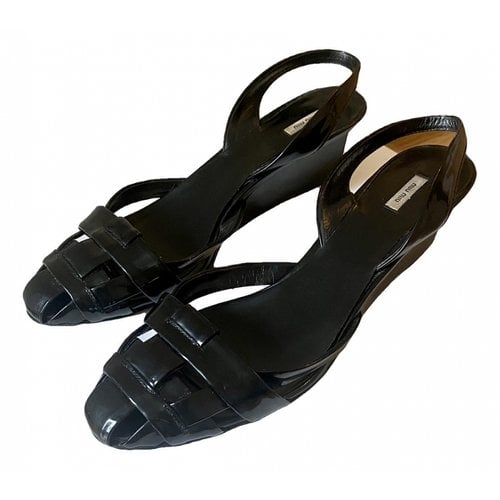 Pre-owned Miu Miu Patent Leather Heels In Black