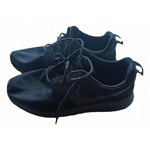 Pre-owned Nike Roshe Run Cloth Trainers In Black