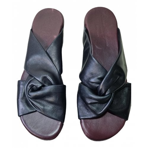 Pre-owned Robert Clergerie Leather Sandals In Black