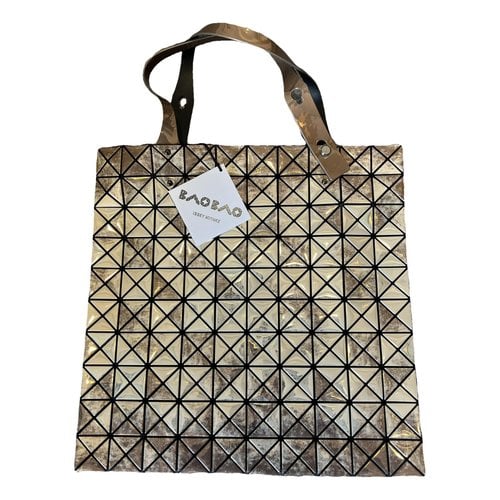 Pre-owned Issey Miyake Tote In Gold