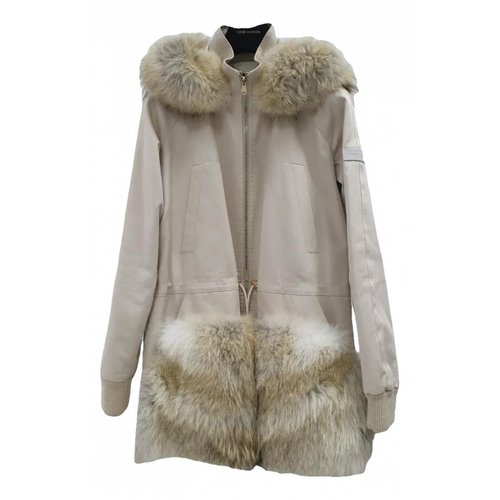 Pre-owned Louis Vuitton Parka In Beige