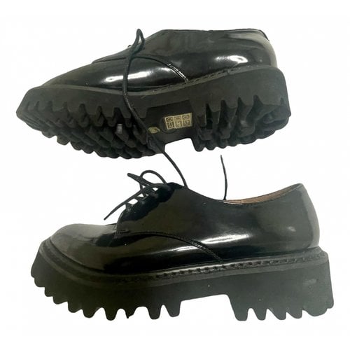 Pre-owned Jeffrey Campbell Leather Flats In Black