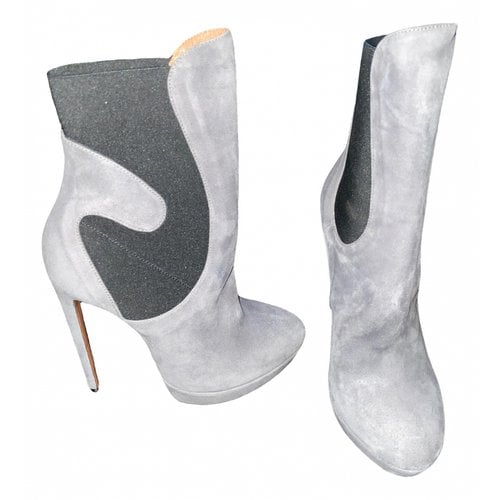 Pre-owned Alaïa Boots In Grey