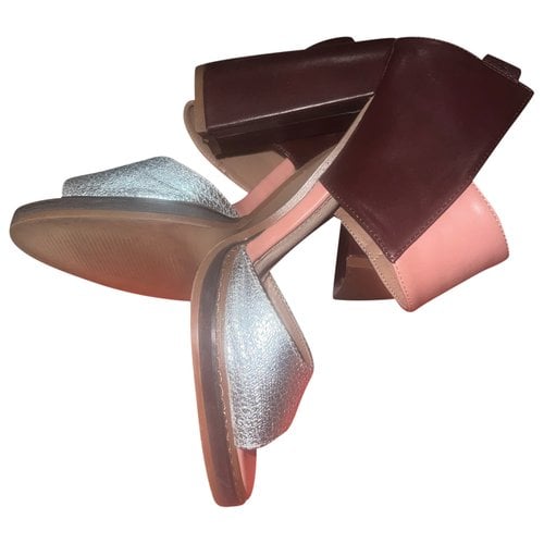Pre-owned Vanessa Wu Leather Sandals In Multicolour