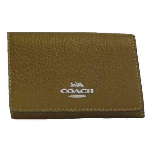 Pre-owned Coach Leather Wallet In Green