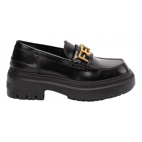 Pre-owned Fendi Graphy Leather Flats In Black