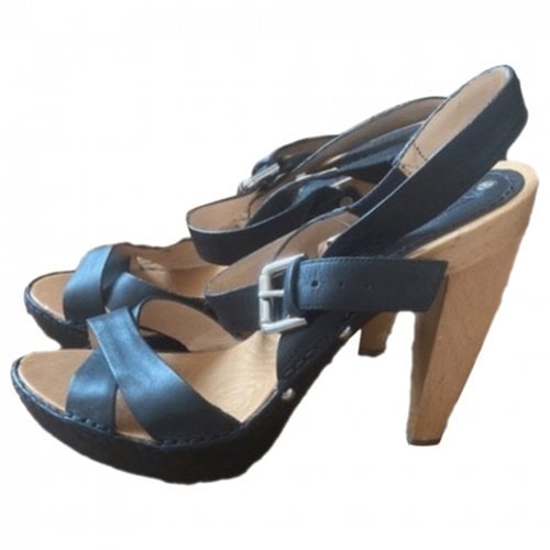 Pre-owned Celine Leather Sandals In Navy