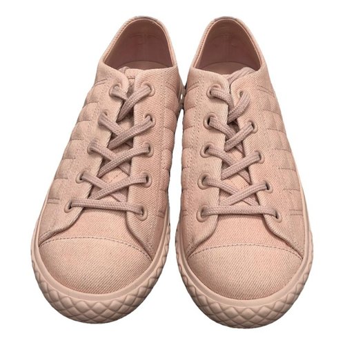 Pre-owned Chanel Cloth Trainers In Pink