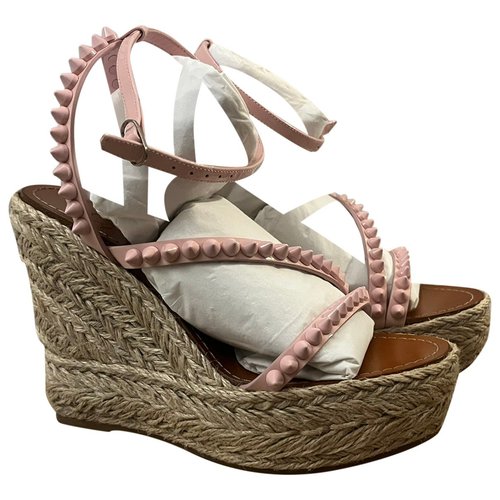 Pre-owned Christian Louboutin Cloth Espadrilles In Pink