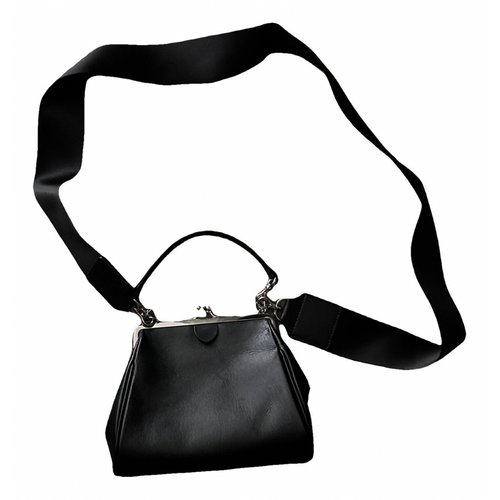 Pre-owned Yohji Yamamoto Leather Clutch Bag In Black