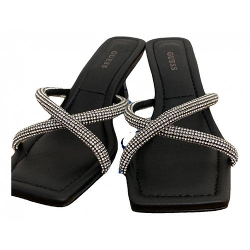 Pre-owned Guess Leather Sandals In Black