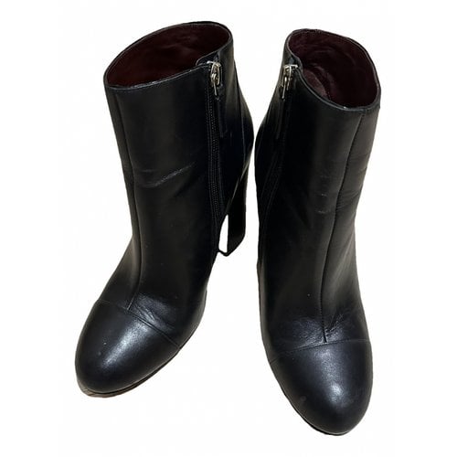 Pre-owned Marc Jacobs Leather Boots In Black