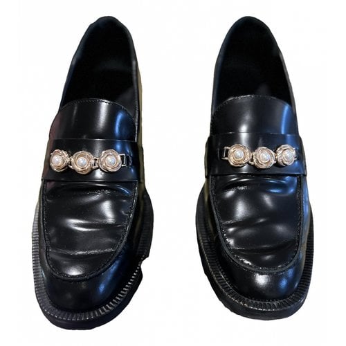 Pre-owned Pinko Leather Flats In Black