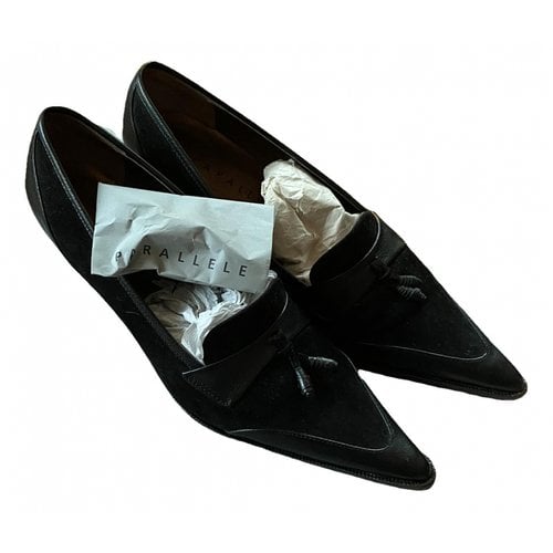 Pre-owned Parallele Leather Flats In Black