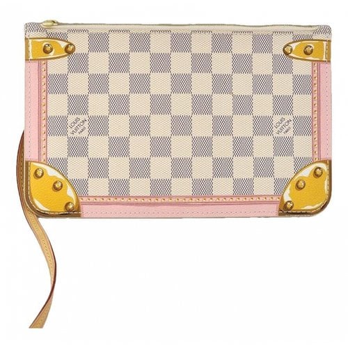 Pre-owned Louis Vuitton Neverfull Clutch Bag In Pink