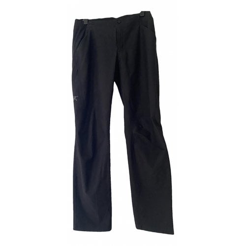 Pre-owned Arc'teryx Trousers In Black