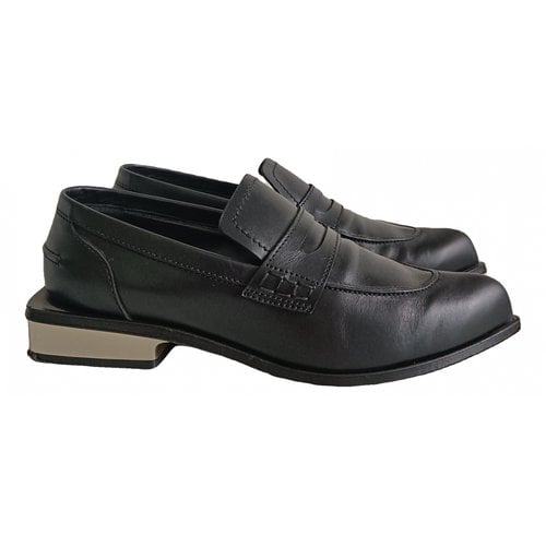 Pre-owned Alexander Mcqueen Leather Flats In Black