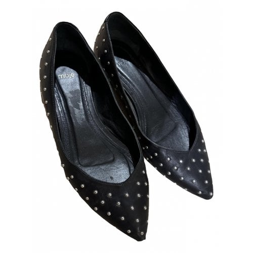 Pre-owned Maje Leather Flats In Black