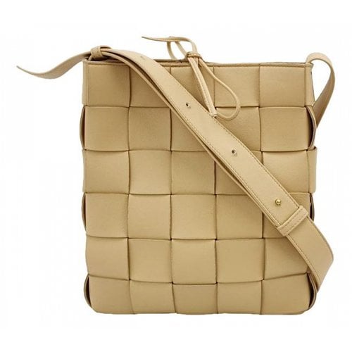 Pre-owned Bottega Veneta Cassette Leather Crossbody Bag In Brown