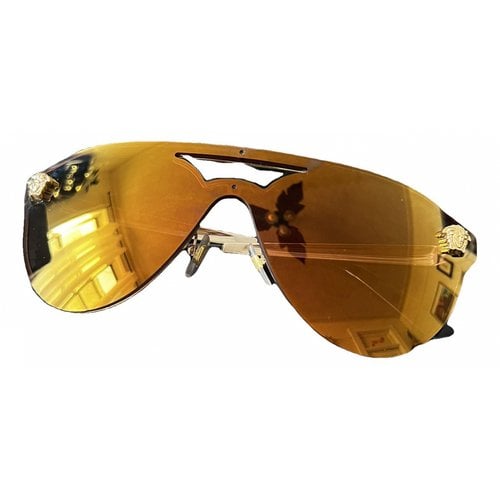 Pre-owned Versace Medusa Biggie Sunglasses In Gold