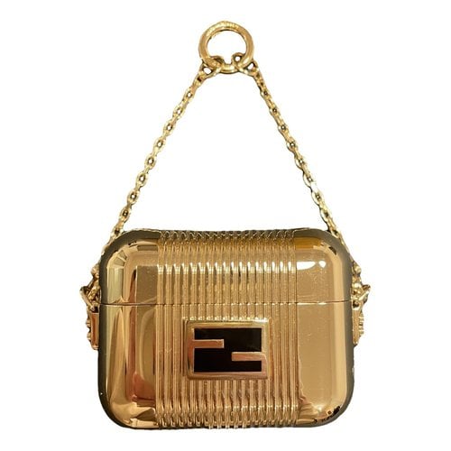Pre-owned Fendi Clutch Bag In Gold