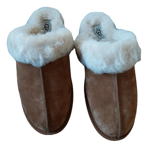 Pre-owned Ugg Shearling Mules & Clogs In Beige