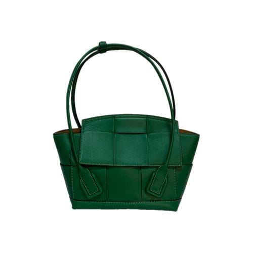 Pre-owned Bottega Veneta Arco Leather Handbag In Green