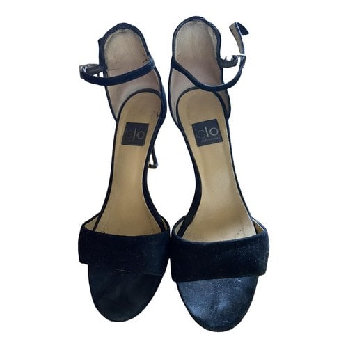 Pre-owned Islo Leather Heels In Black
