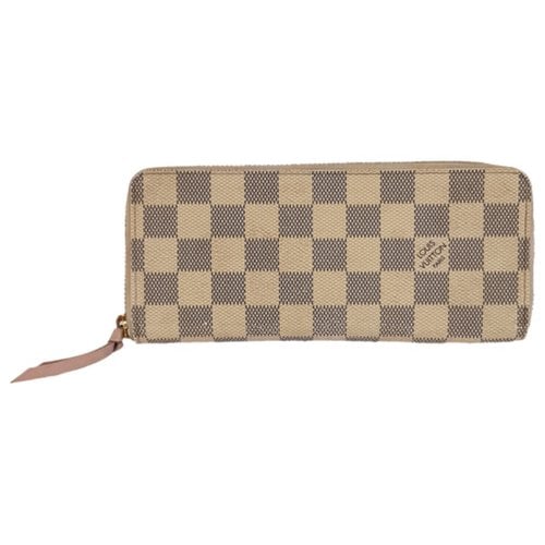 Pre-owned Louis Vuitton Clemence Leather Wallet In Ecru