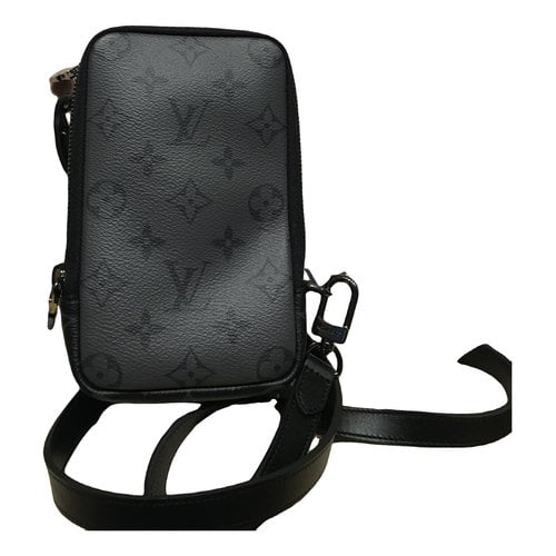 Pre-owned Louis Vuitton Leather Bag In Grey